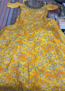 Elegant Yellow Ethnic Gown
