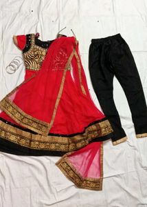 💃🏻 Adorable Girls' Ethnic Outfit 💃🏻