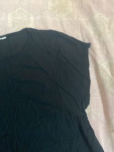 Round Neck Plain Jet Black Maggi Slv Laced Top