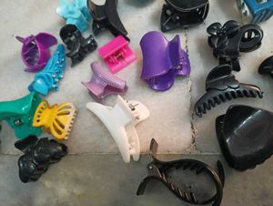 21 Claw Clips