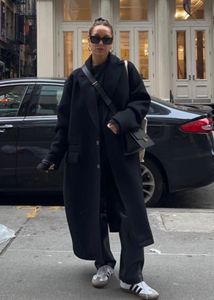 oversize warm Black Long Coat ( fits xxs till L)