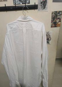 Uniqlo White  Premium Shirt