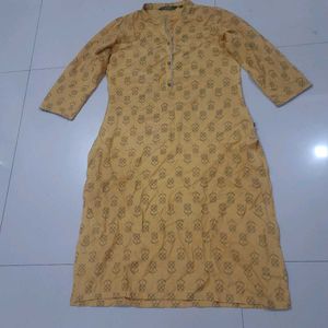 Womens Neck Jari Patern Kurta