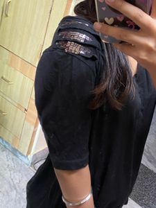 Elegant Black Top Oversized