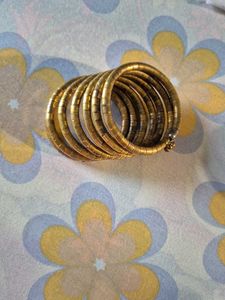 Golden Color Trending Bracelet For Women/ Girls