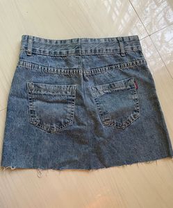 Short Denim