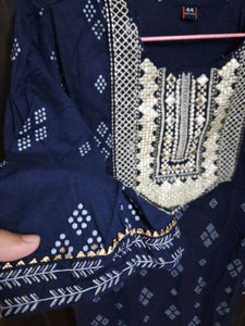 Elegant Embroidered Bkue Kurti Set