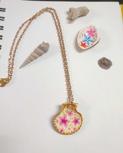 Pink Seashell Necklace ⋆｡𖦹 ˚ 𓇼 ˚｡⋆