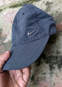 Nike Cap 🧢