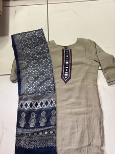 Elegant Kurta with Dupatta