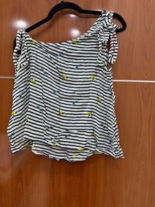 Trendy Top