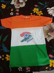 Beautiful Tringa Tshirt For Girl Child Fit To Age 3/4 Year