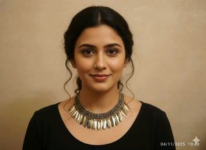 Stylish Silver statement Necklace