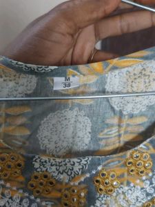 Short Kurthi
