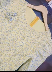Light Yellow Dress For Girl Or Woman 30 Bust