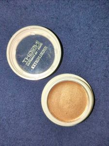 Insight Highlighter + Love Earth Lip ,Cheek Tint