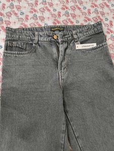 straight jeans