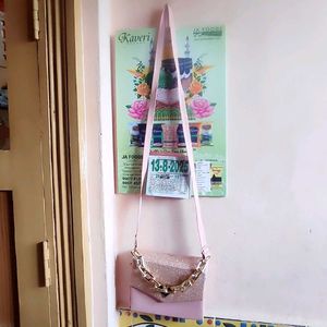 Beautiful Pink 🩷 Glitter Sling Bag