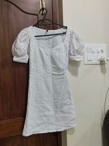 white bodycon dress