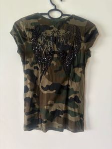 Guess Camouflage Sequined Back T Shirt