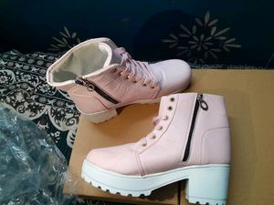 Ladies Boot