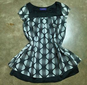 Chic Black & White Top
