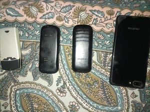 Vintage &amp; Modern Phones - Parts or Repair