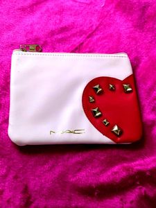 Mac Pouch