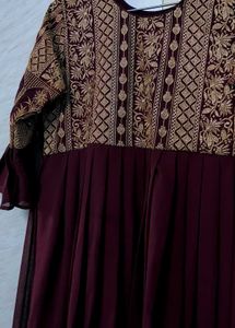 Elegant Brown Embroidered Gown 🤎