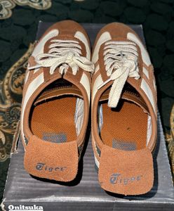 Onitsuka tiger mexico 44 brown and cream colour