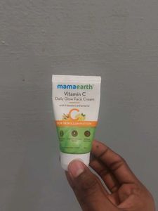 Mamaearth Vitamin C Daily Glow Face Cream