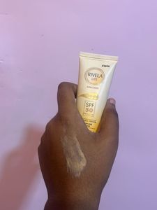 Rivela Lite Tinted Sunscreen