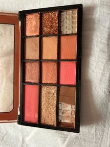 Mars Eyeshadow Palette