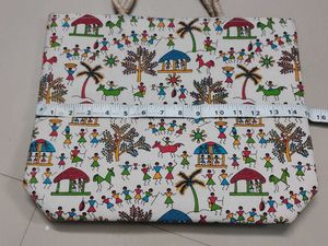Cream Tote Bag With 2 Chain