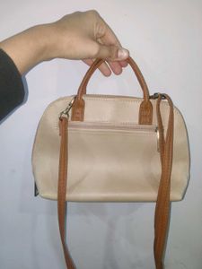 Peach Baggit Handbag