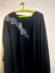 premium saudi abaya with beutiful embroidery