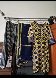 Pakistani  Kurti Pant Duppatta Set