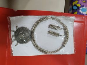 Navratari Choker Set