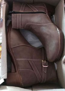 Brown Leather Boots 👢