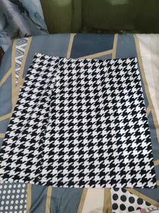 Houndstooth Mini Skirt