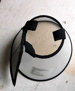 Cat / Small Pet Cone Collar [ New With Tag ]