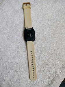 Boat Smartwatch for Women with charging cable