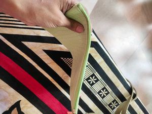 NY Bae Pista Punch Travel Pouch