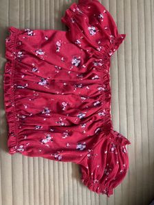 H&amp;M Red Floral Off-Shoulder crop Top