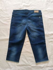 Twist Women&#39;s 3/4 Jeans Pant