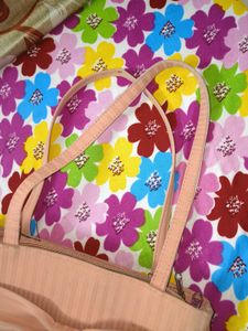 COLLEGE BAG (Giving in less price)