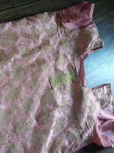 Elegant Pink Embroidered Kurta Set