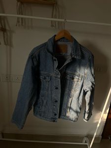 LEVI’S Vintage Light-wash Denim JACKET