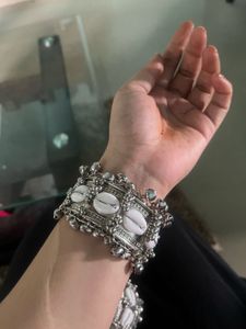 Seashell Statement Bracelet