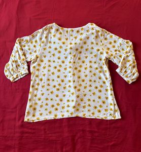 Floral Print Ruffle Top